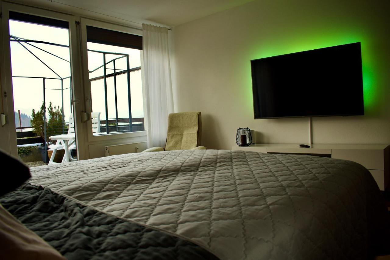 Appartement Mit Herrlicher Aussicht Uebers Murgtal 拜尔斯布龙 外观 照片